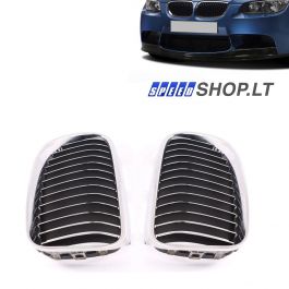 BMW 3 E92 E93 chromuotos grotelės 2